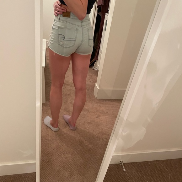 American Eagle Light Distressed Shorts - Picture 2 of 3